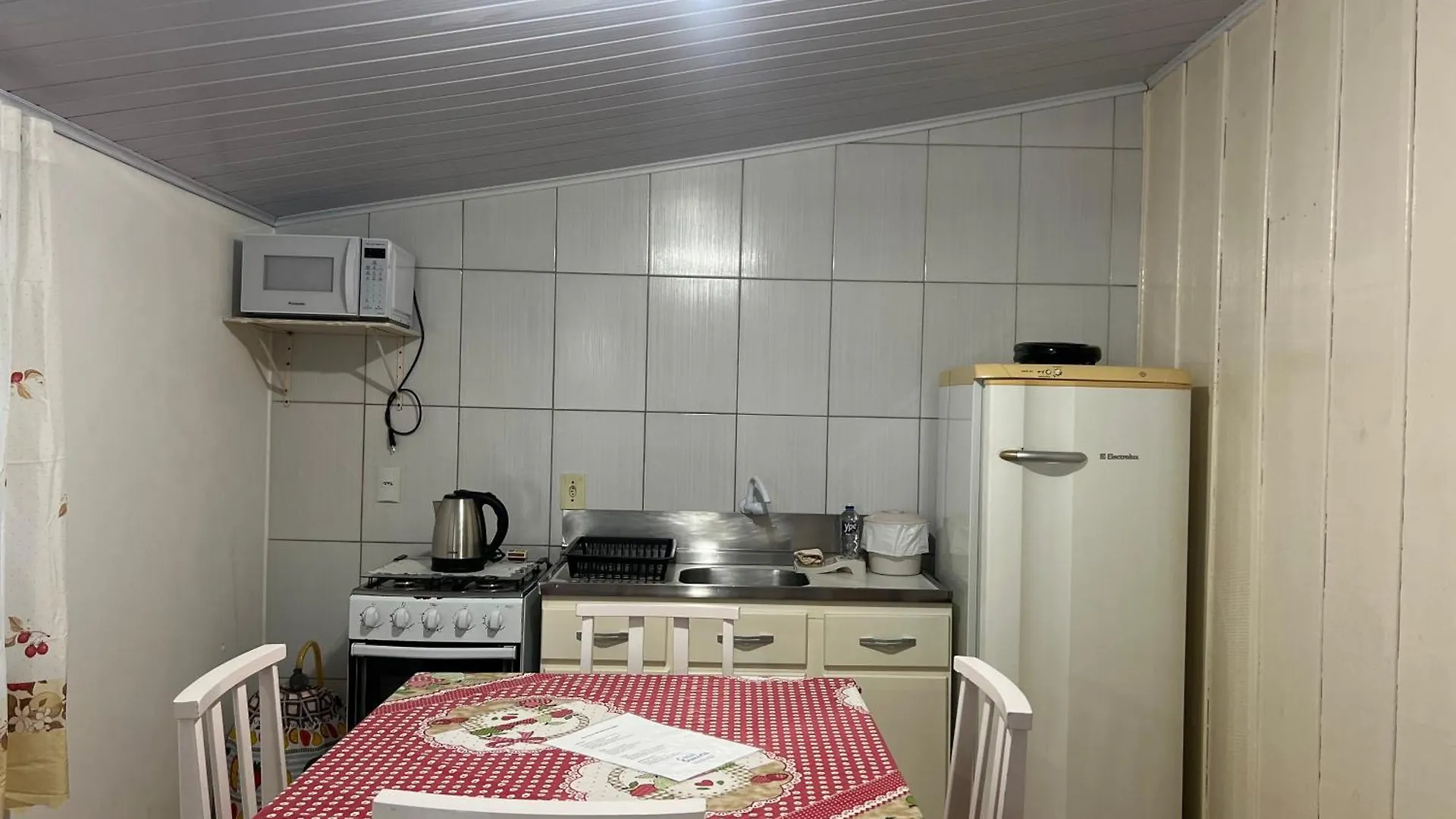 Casa Suzena 300 Metros Parque E Praias 페냐 0*,  브라질
