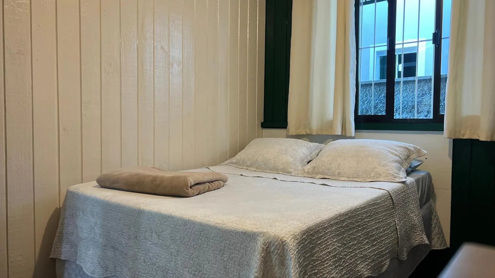 Casa Suzena 300 Metros Parque E Praias 페냐