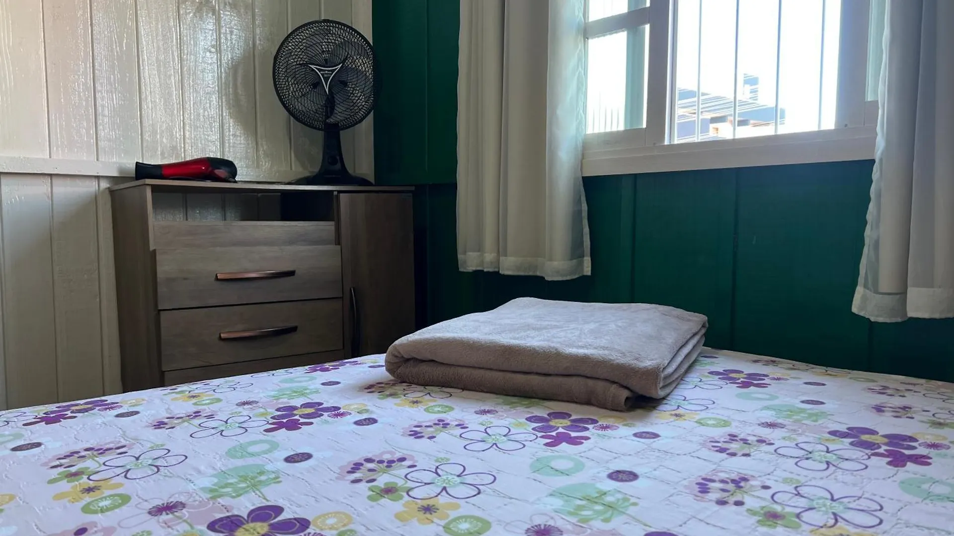 Casa Suzena 300 Metros Parque E Praias 페냐 펜션