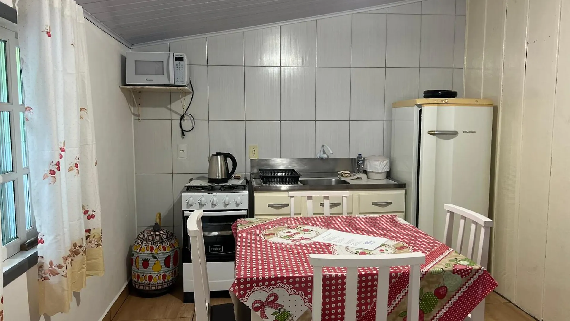 Casa Suzena 300 Metros Parque E Praias 페냐 펜션